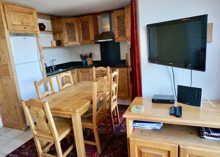 De Montalbert 32c 5-7 Pers *